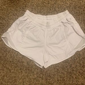 Lululemon Hotty Hot shorts